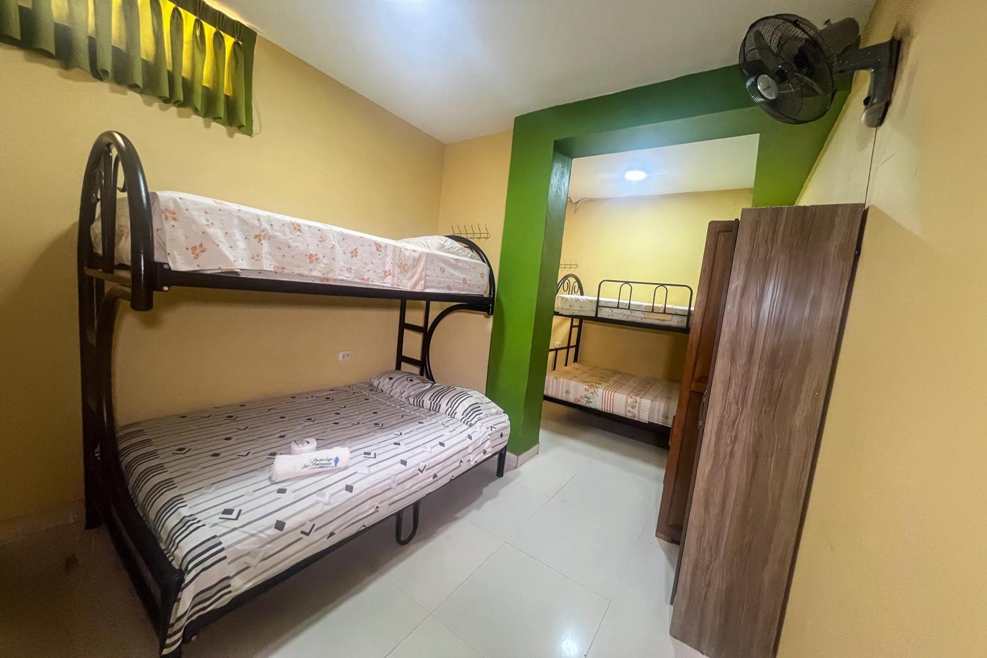Hospedaje Las Amazonas Iquitos Bagian luar foto